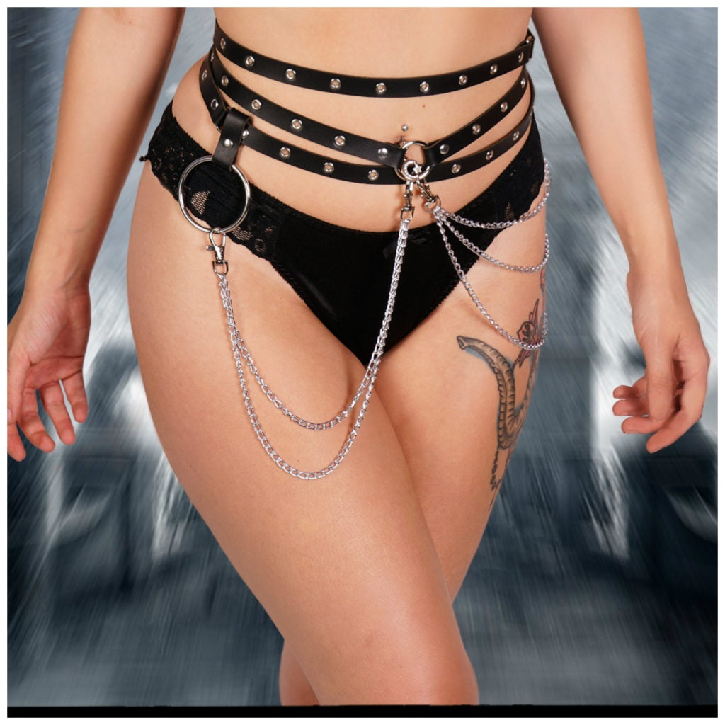 Leatherette Waist Belt With Chains