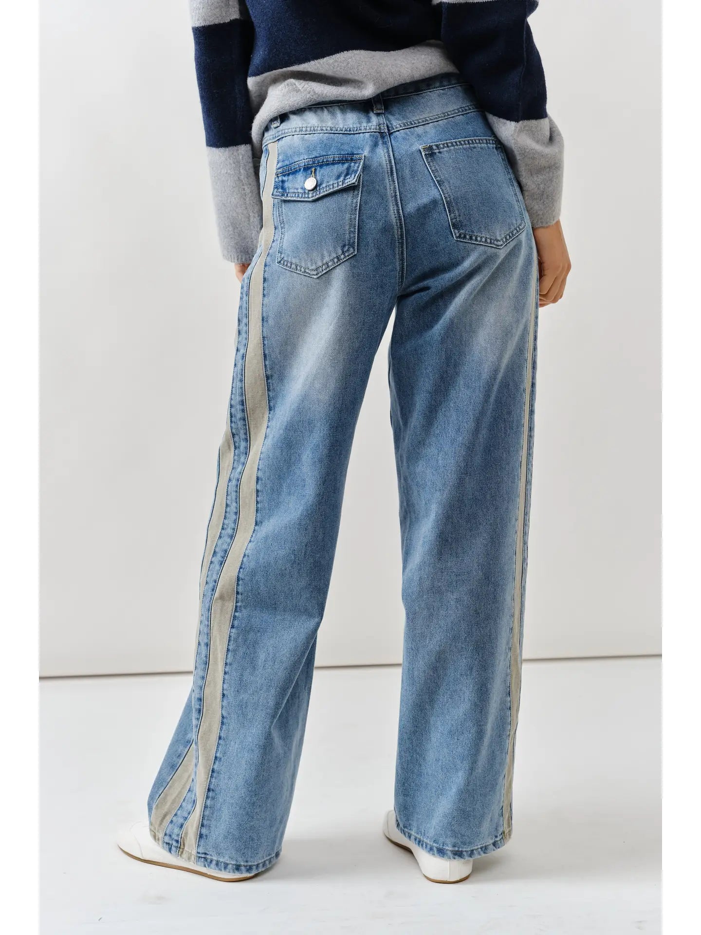 Contrast Line Detail Slouchy Straight Jeans