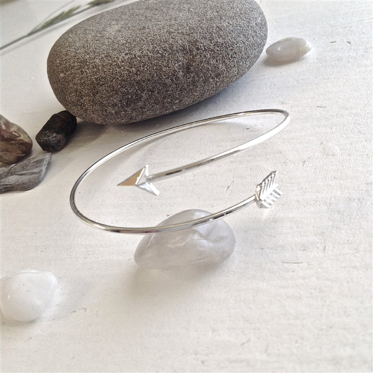 Misguided Arrow Bangle In Silver