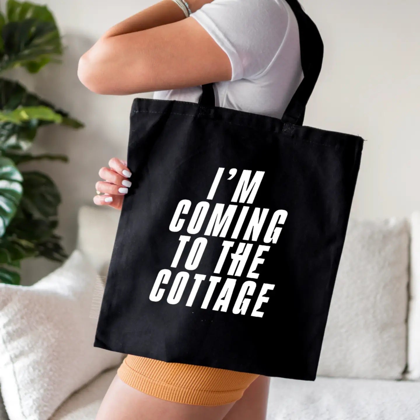 Im Coming To The Cottage Black Tote Bag