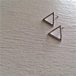 Triop Triangle Outline Studs