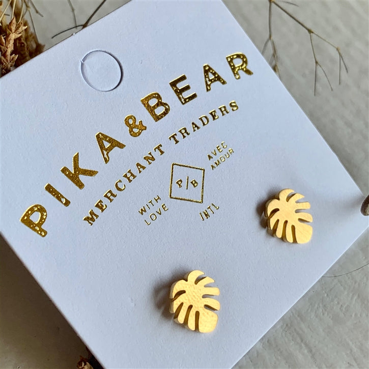 Monstera Leaf Stud In Gold