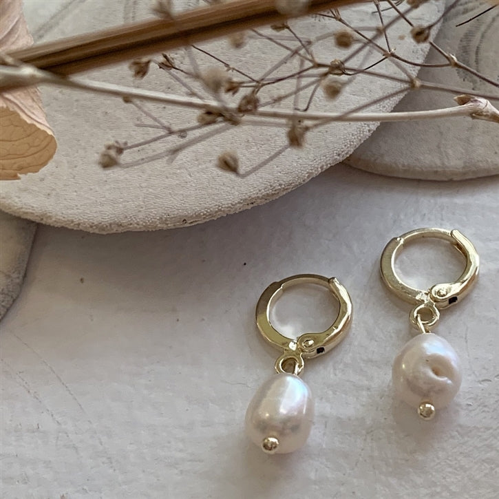 Ruth One Touch Drop Earrings