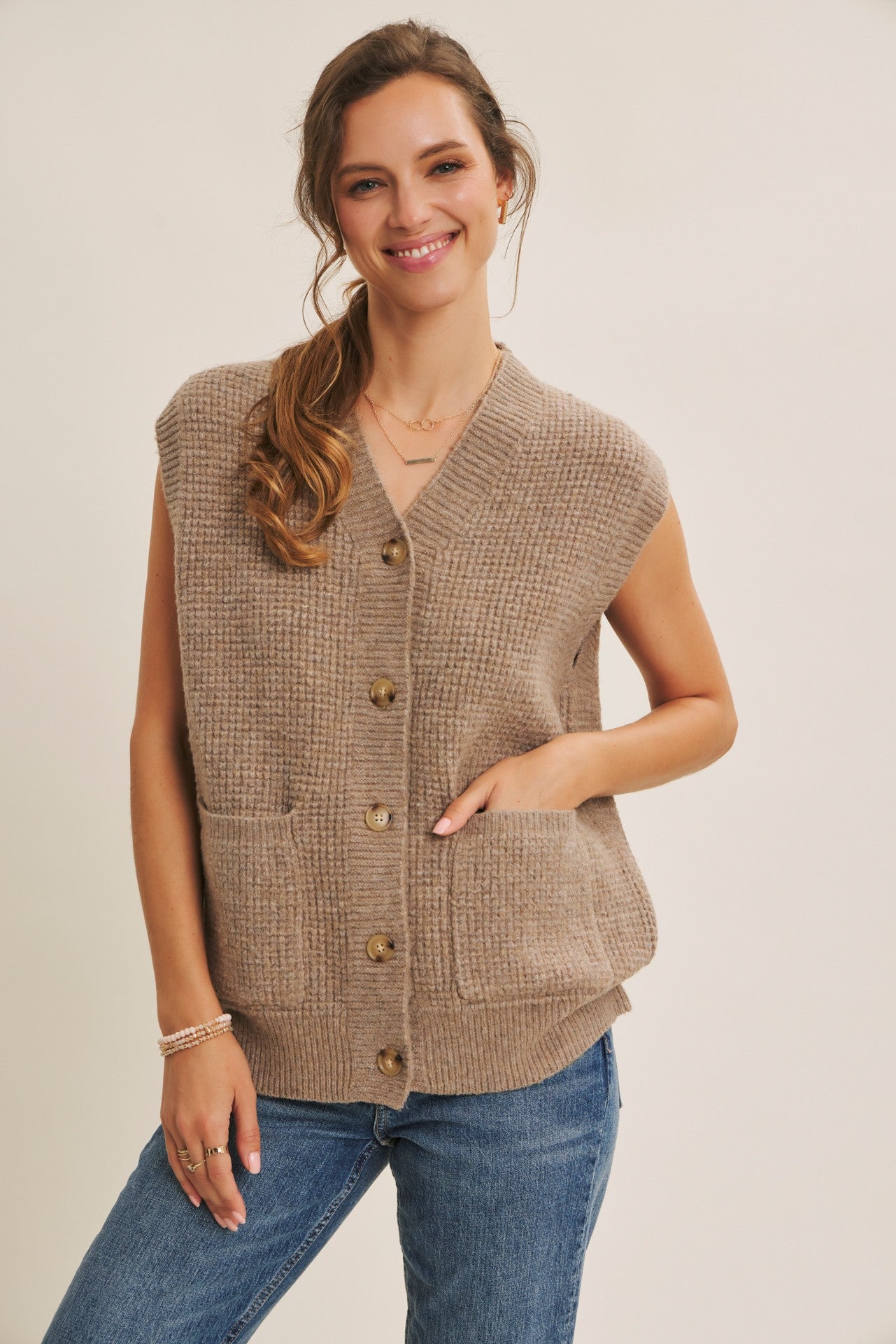 Modern And Timeless Textured Thermal Sweater Vest With Pockets