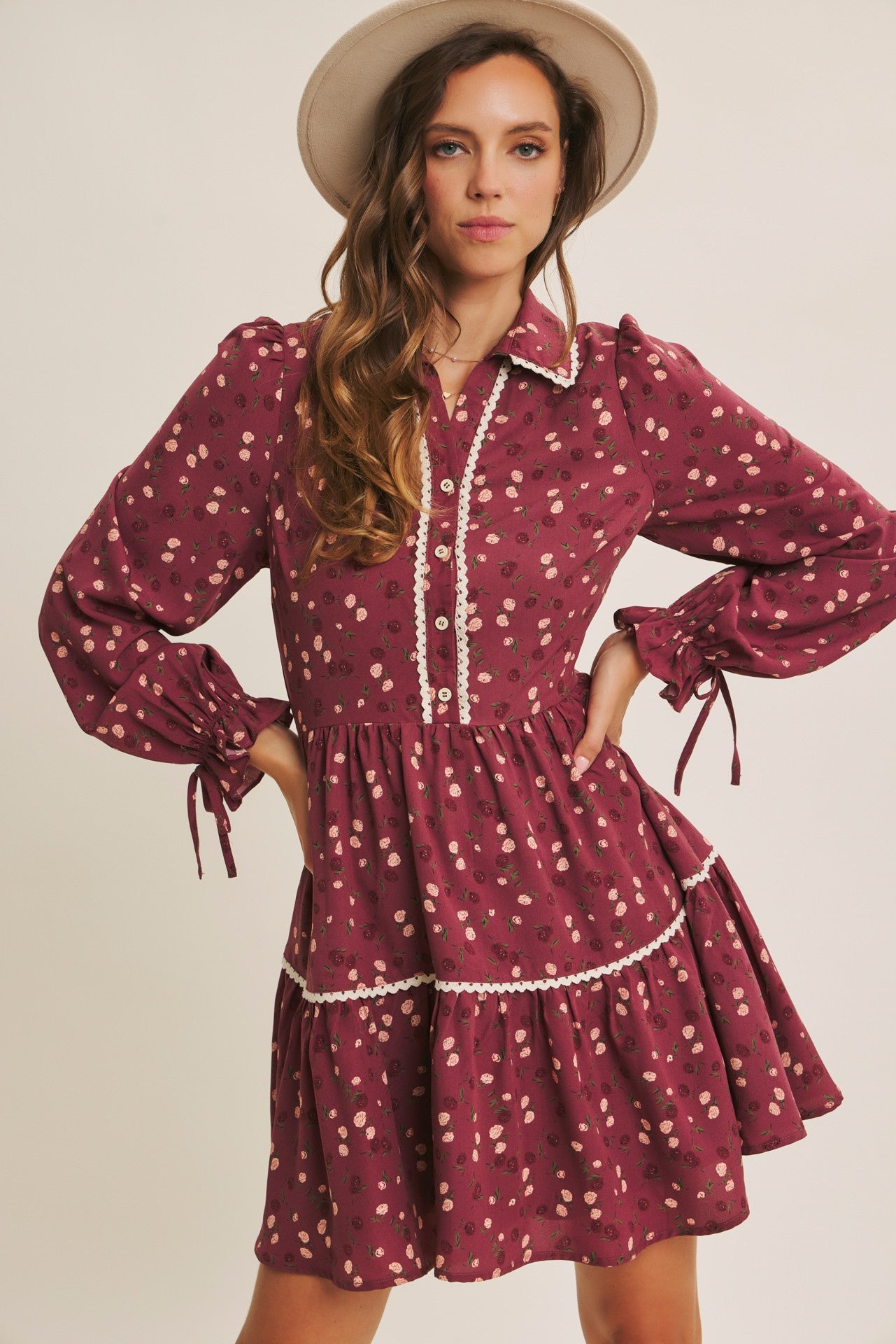 Captures The Magic Elegant Floral Mini Dress M