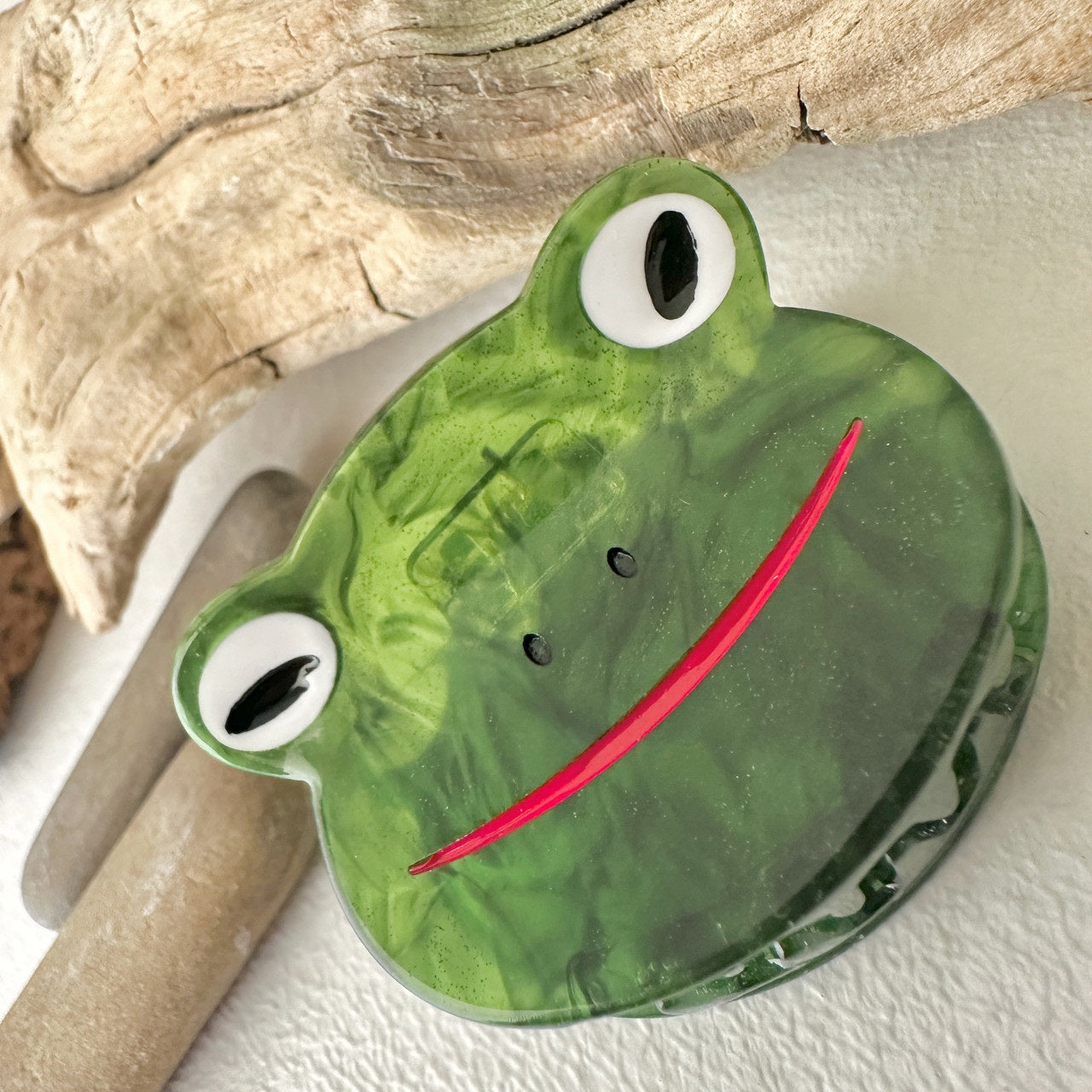 Freg Frog Hair Claw