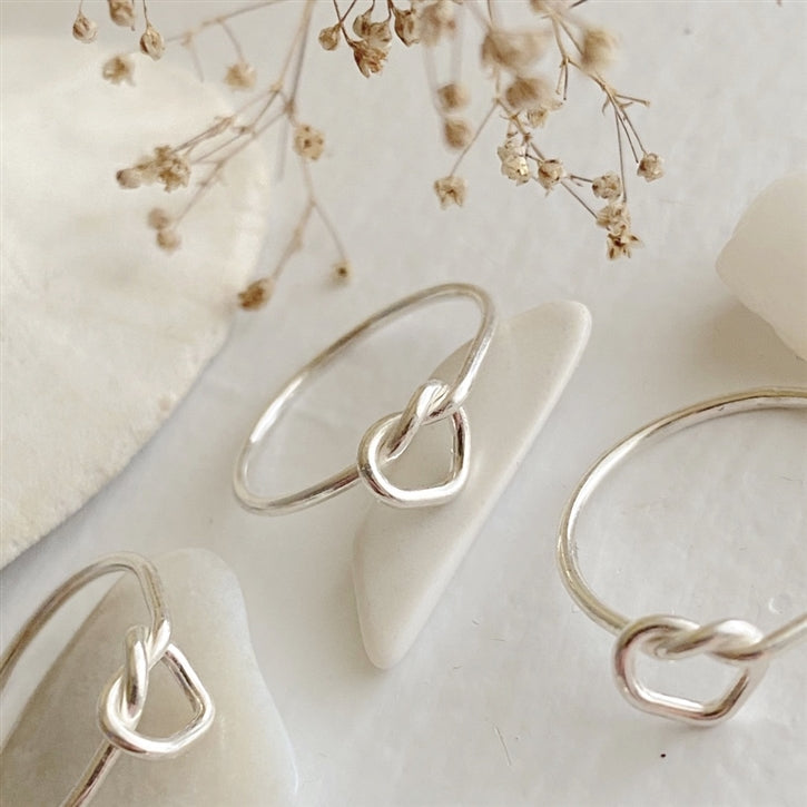Atu Knotted Heart Ring Size 6