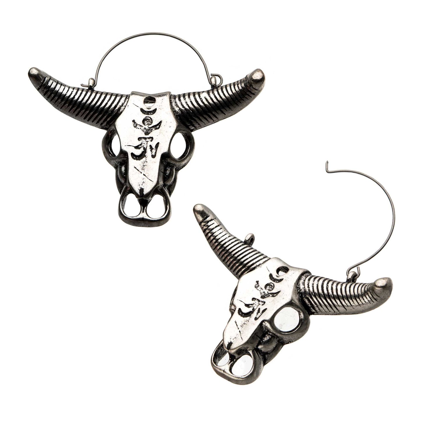 Mystic Symbols Steer Plug Hanger.