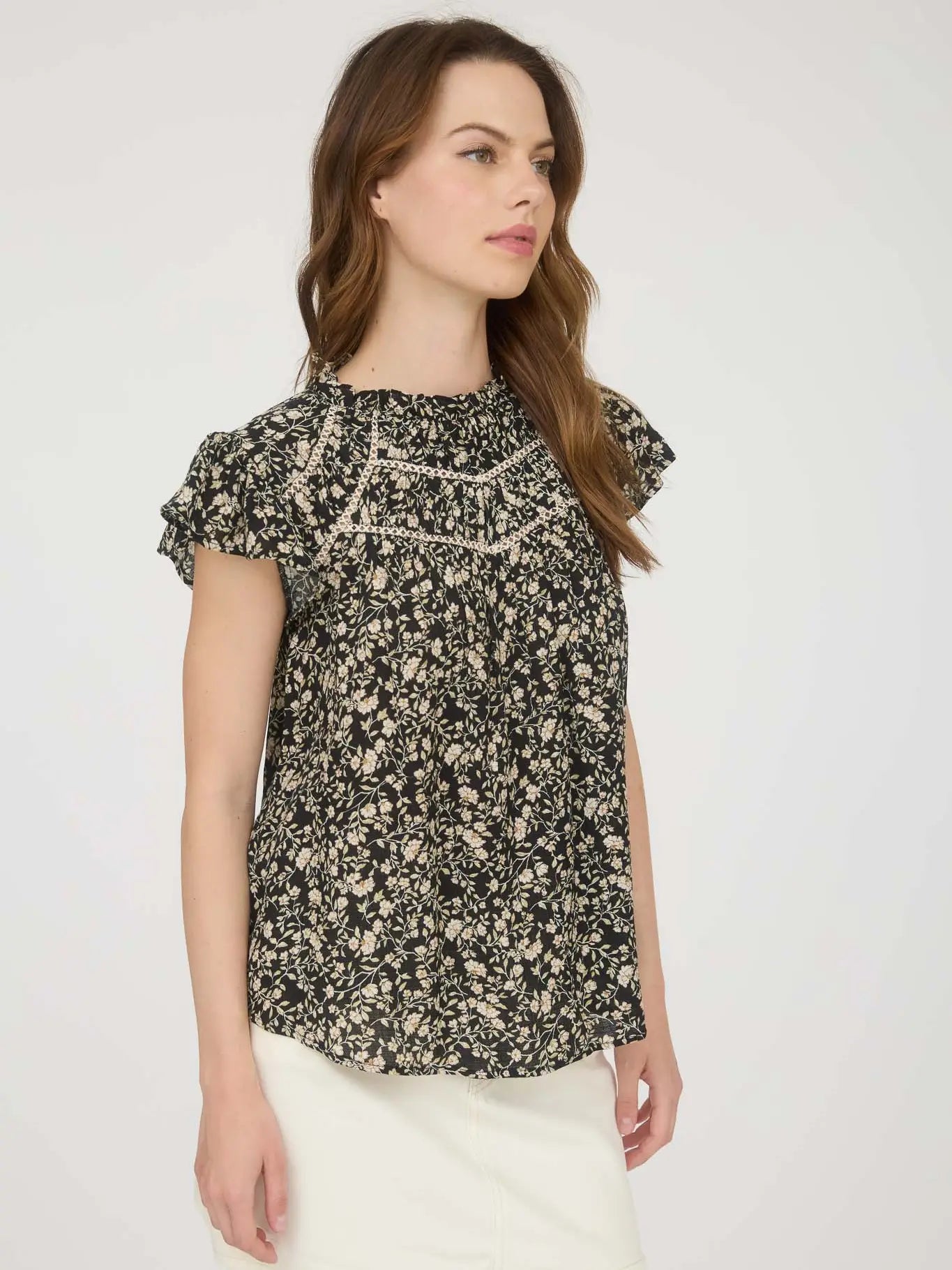 Black Floral Floral Lace Yoke Trim Ruffle Detail Short Sleeve Top