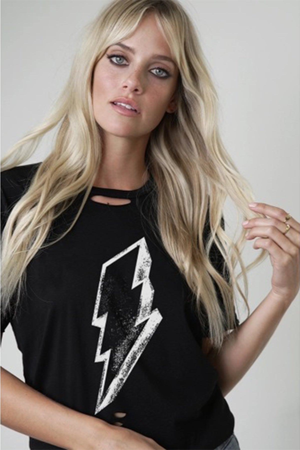 White Graffiti Bolt