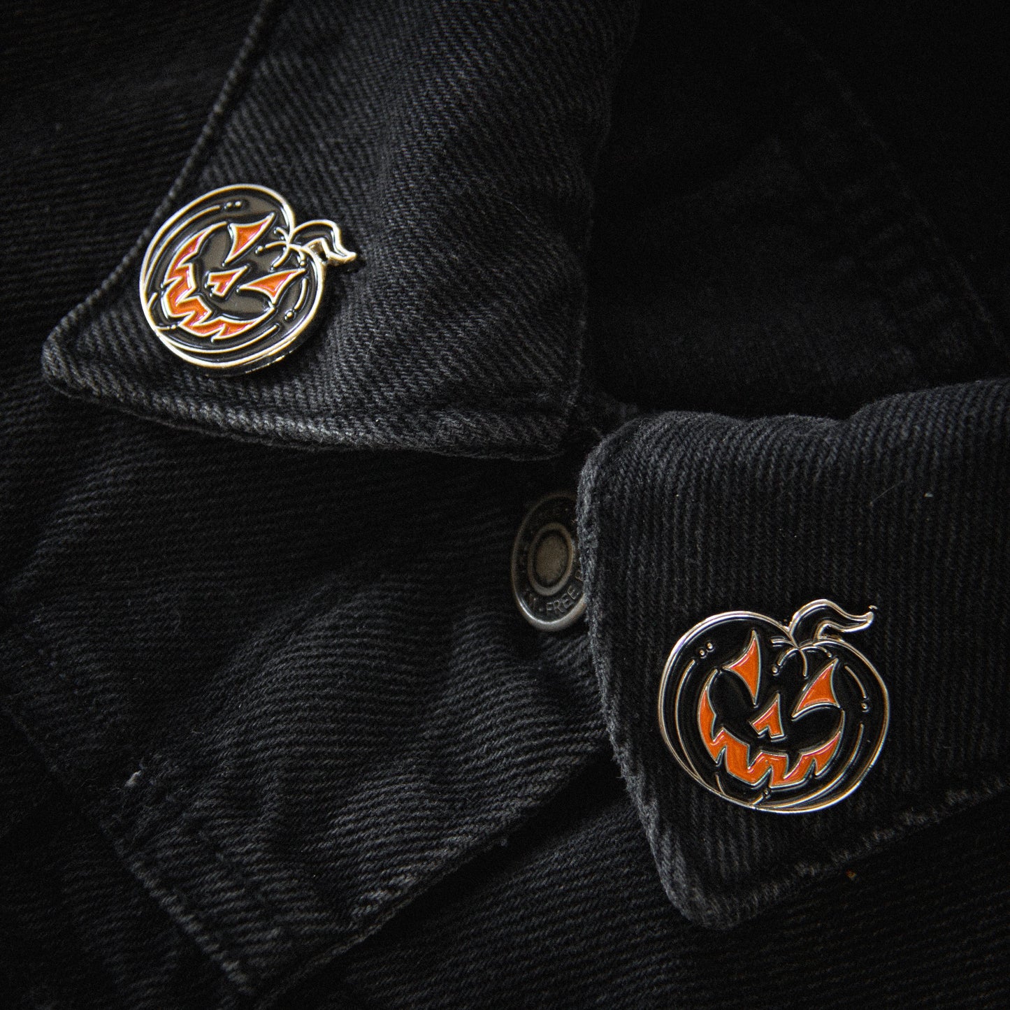 Jack-O-Lantern Collar Pin Set