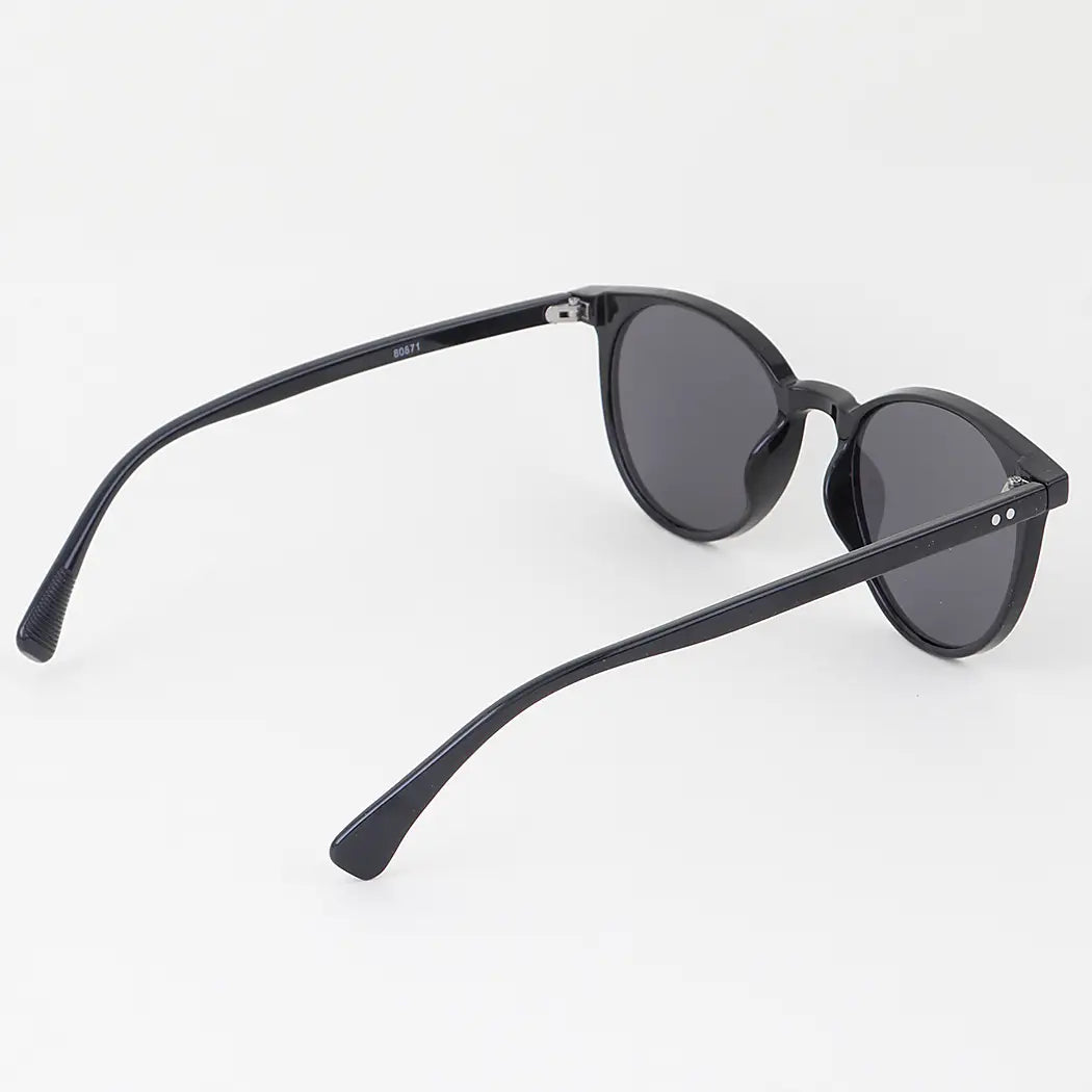 Bolted Minimal Round Sunglasses