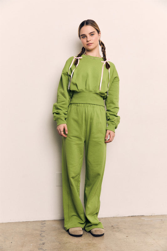 Cropped Balloon Sweatshirt