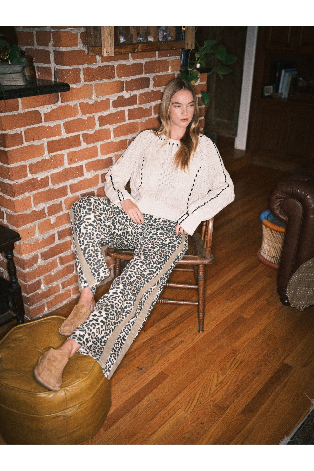 Contrast Line Detail Slouchy Straight Jeans