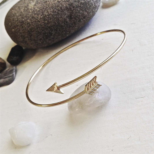 Misguided Arrow Bangle In Gold