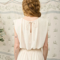 Sleeveless Balloon Crop Top