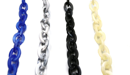 Chain Link Marbled Eyeglass Holder