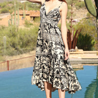 Black/White Spaghetti Strap V-Neck Maxi Dress