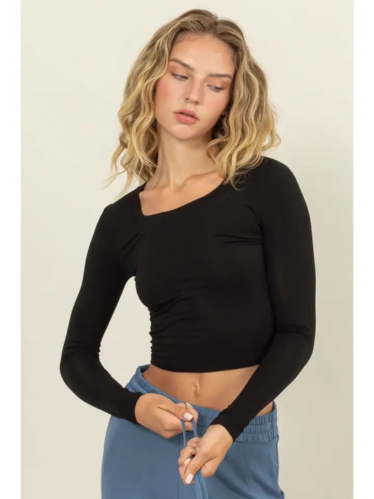 Cropped Scoop Neck Long Sleeve Top