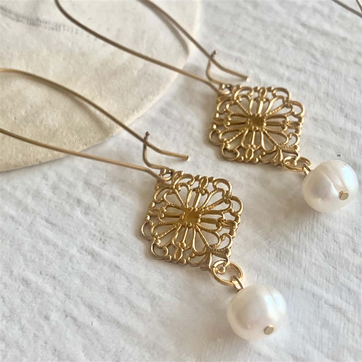 Vardot Baroque Freshwater Pearl Earrings