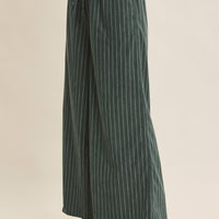 Endlessly Wearable Striped Corduroy Wide-leg