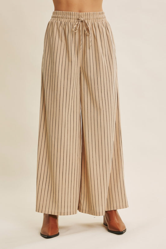 Endlessly Wearable Striped Corduroy Wide-leg