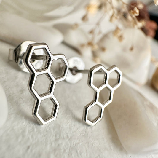 Pollen Honeycomb Stud Earrings