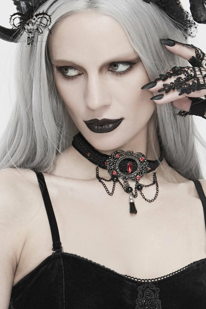 Black Choker W Gems & Chain