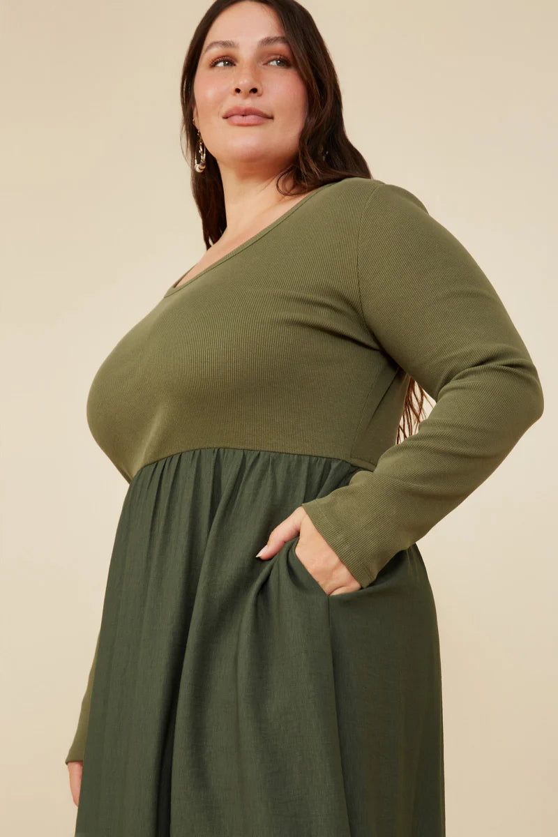 Ribbed Knit Midi Scoop Neck Dress Plus Size