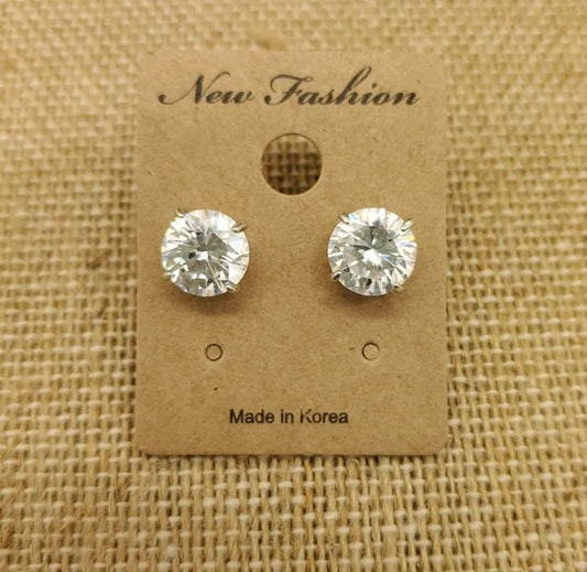 4 Prong Stud Silver W/ Clear Cz