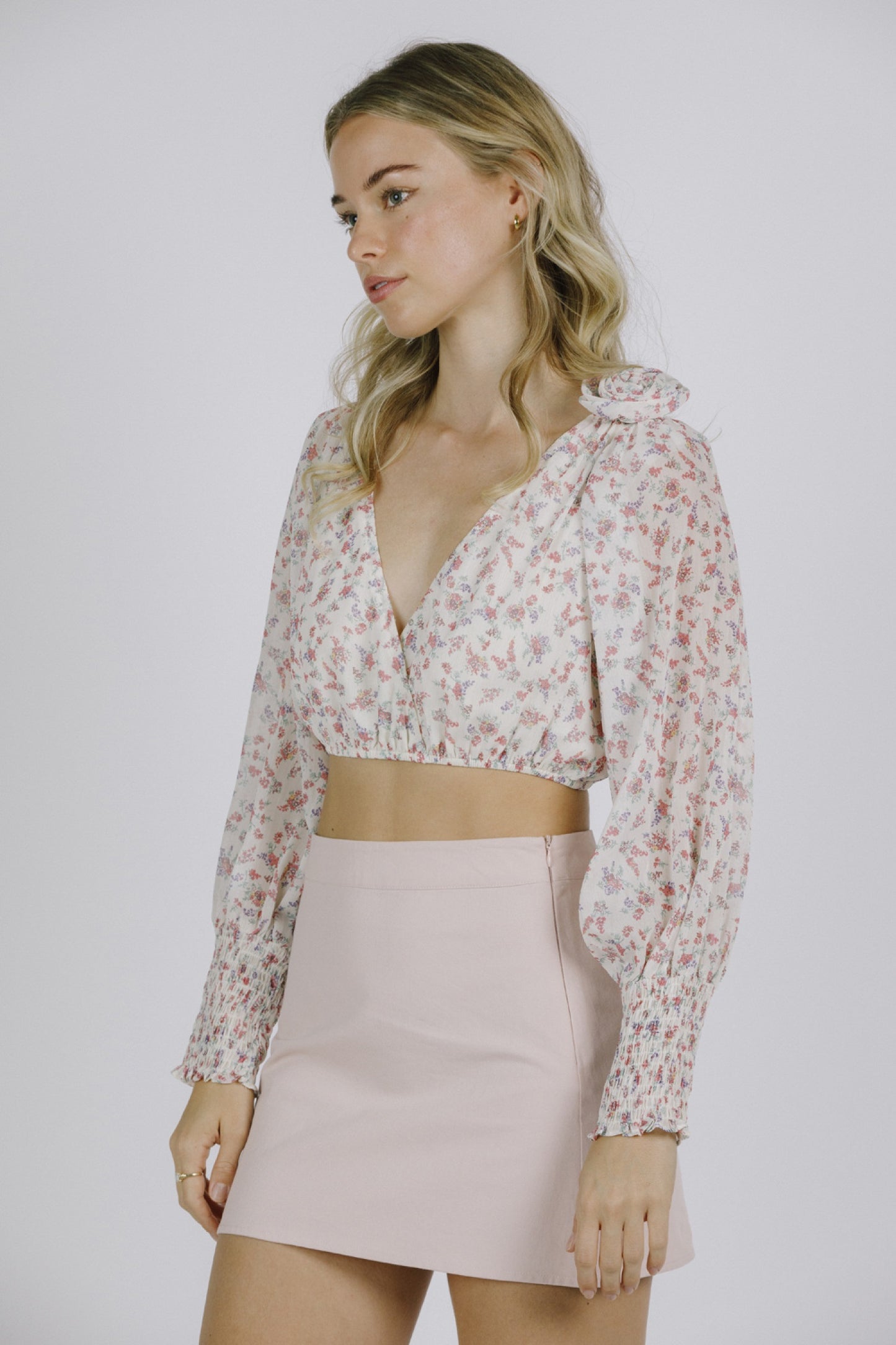 Ditsy Floral Surplice Cropped Blouse
