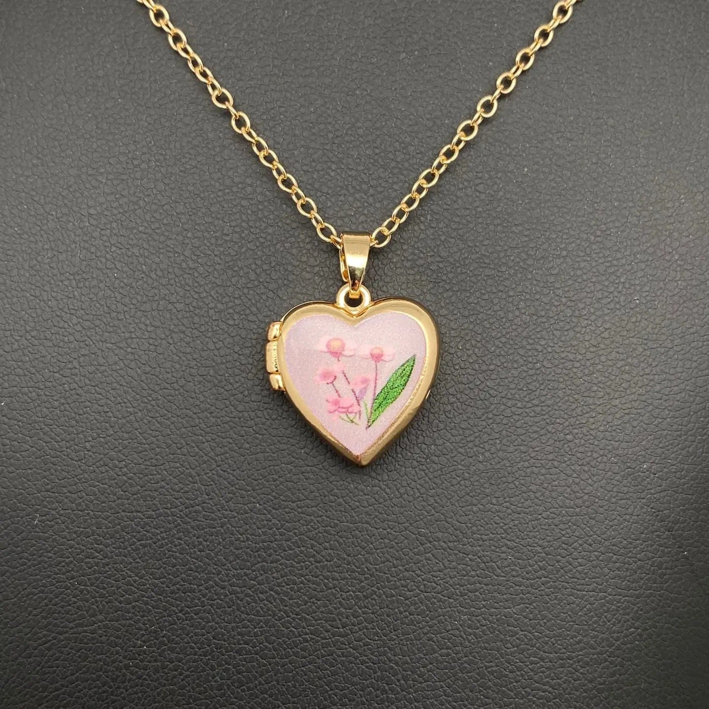 Printing Flower Pattern Locket Charm Necklace