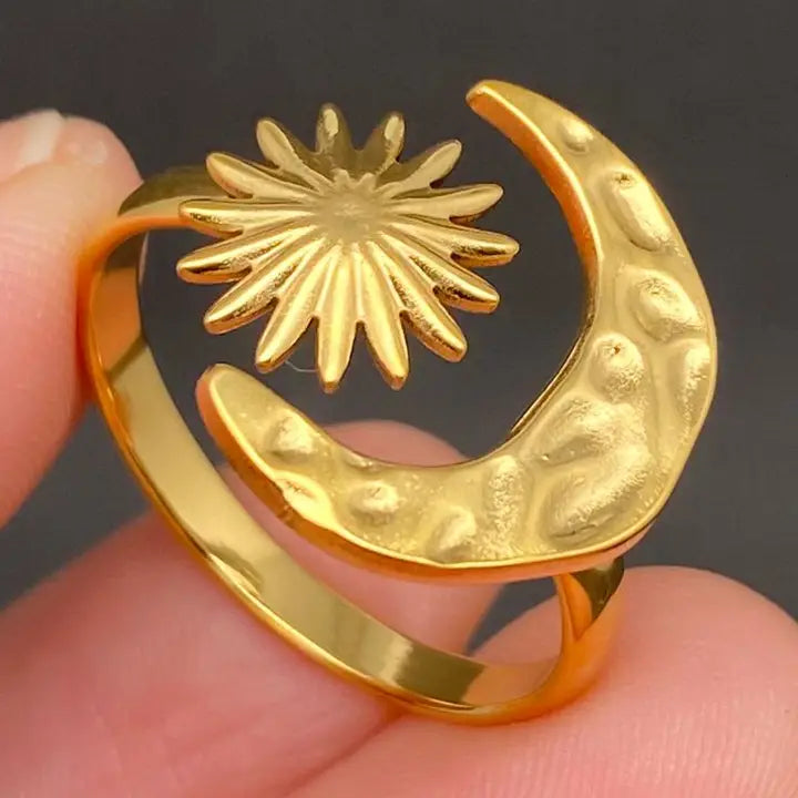 Star Moon 18K Gold Plated Stainless Steel Ring