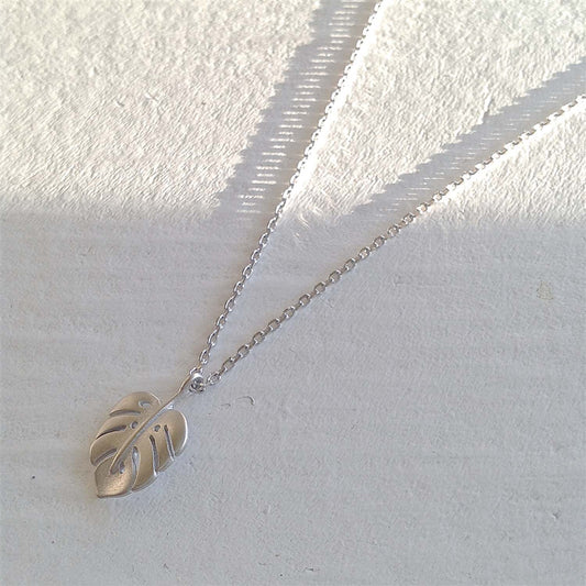 Monstera Leaf Charm