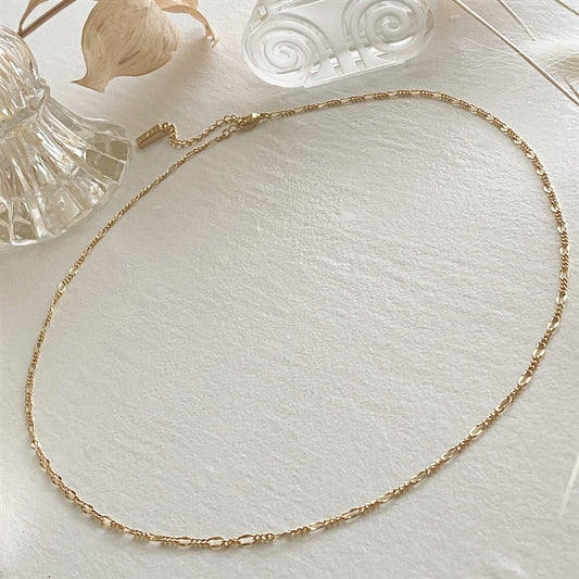 Figaro Flat Link Patterned Chain 19"