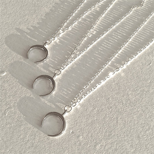 Hanwi Crescent Horns Silver Pendant Necklace
