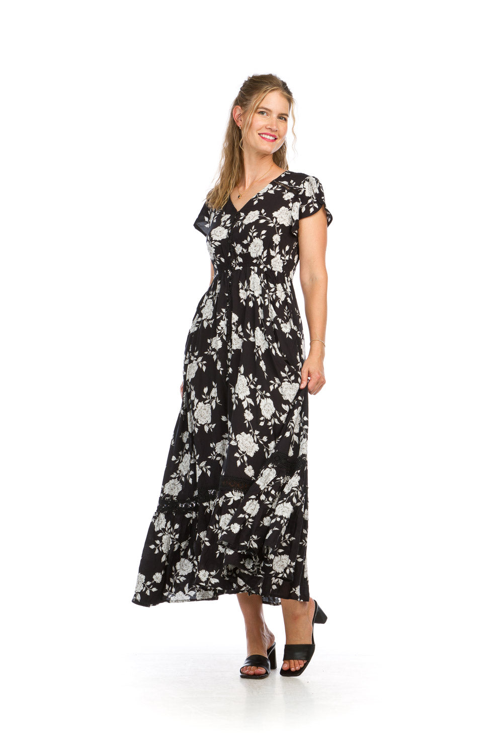 Vestido largo con botones florales en la parte delantera