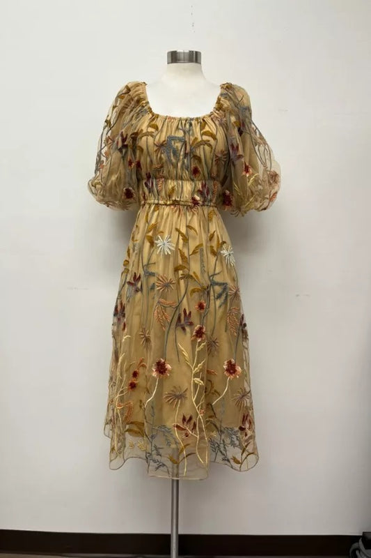 Embroidered Mesh Bubble Sleeve Plus Size Dress
