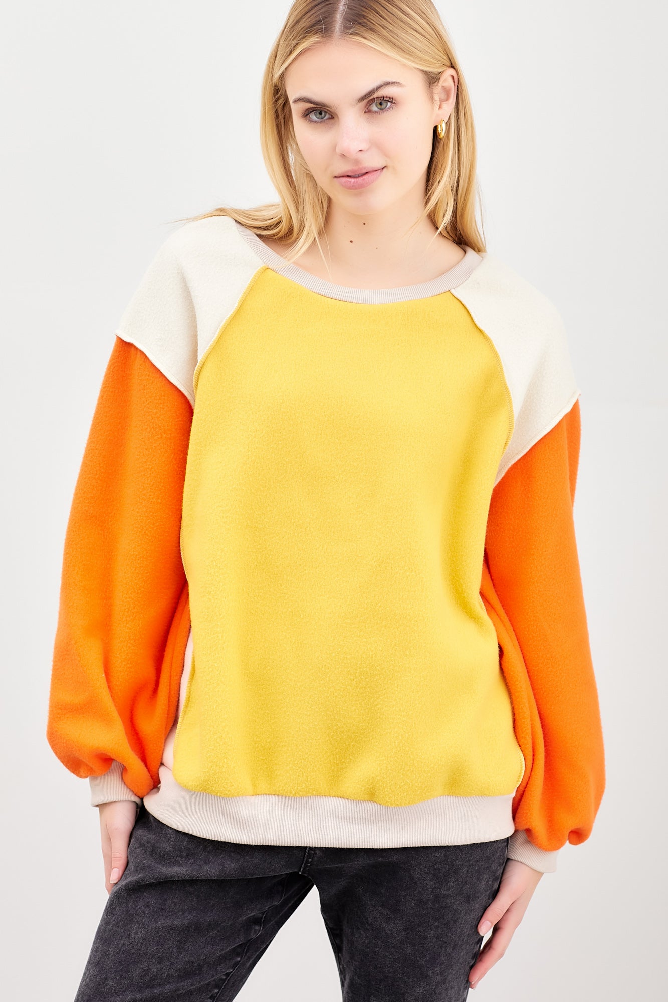 Round Neck Long Slv Colorblock Sweater
