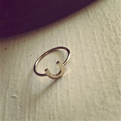 Horseshoe Midi Ring