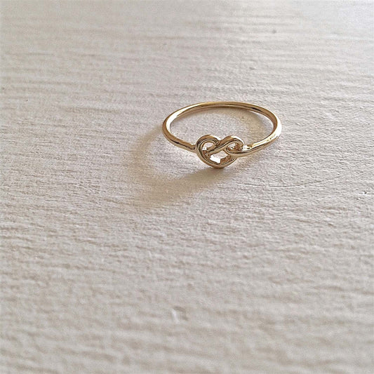 Knotty But Nice Ring In Gold