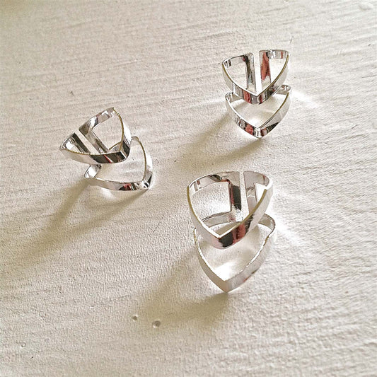 Anillo de chevrón de dos niveles de Lythion