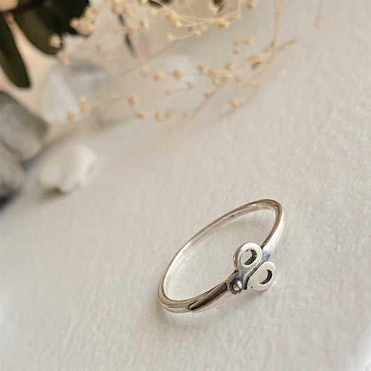 Snip Scissor Style Ring Size 7