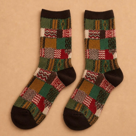 Adia Plaid Pattern Crew Sock
