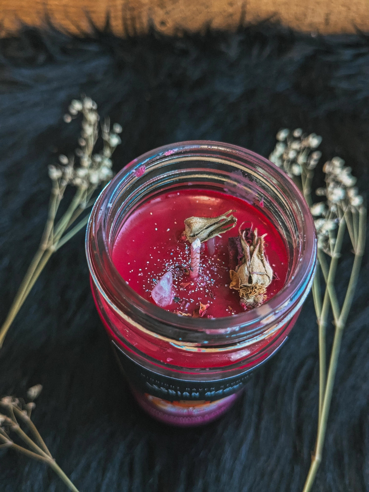 Sapphic Babe Manifestation Candle - Lesbian Flag Candle