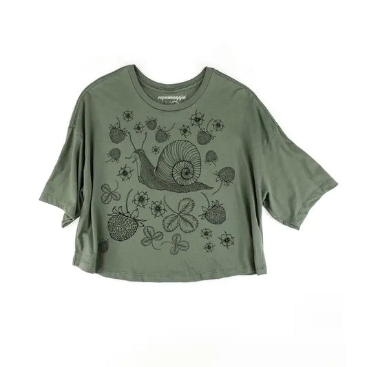 Snail Clover Crop Tee