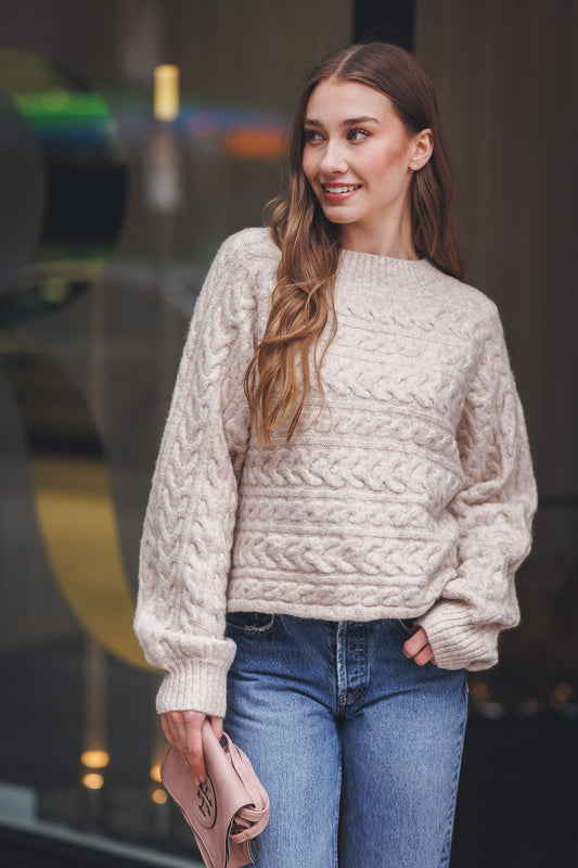 Cablle Knut Pullover Ribbed Design