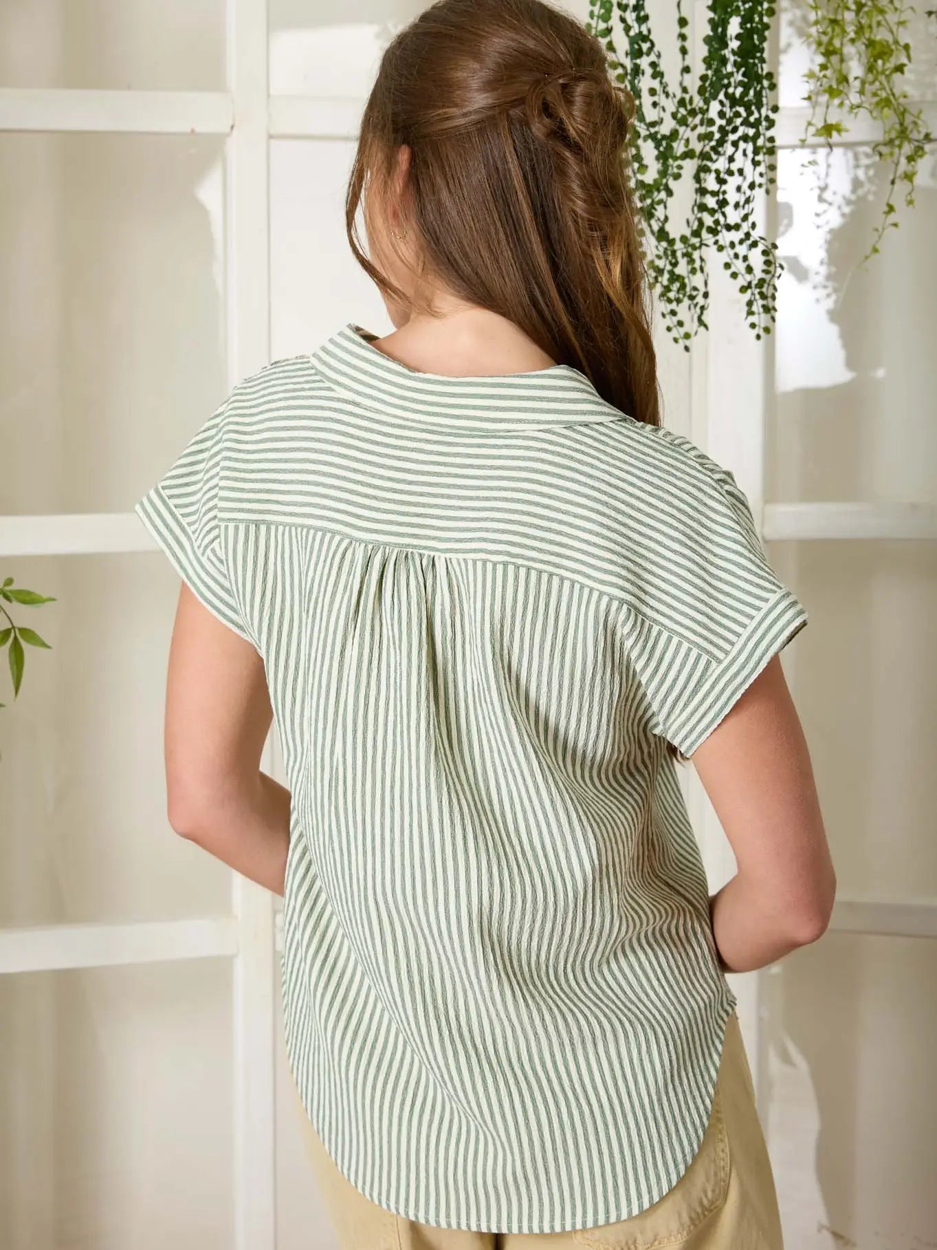 Stripe Collared V Neck Cuff Sleeve Shirt