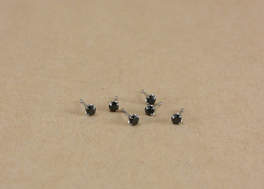 16G TI PRONG GEM 2MM BLACK CZ